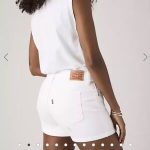 LEVIS Mid Length White Denim Shorts size 28/6 Cuffed Zipper Fly